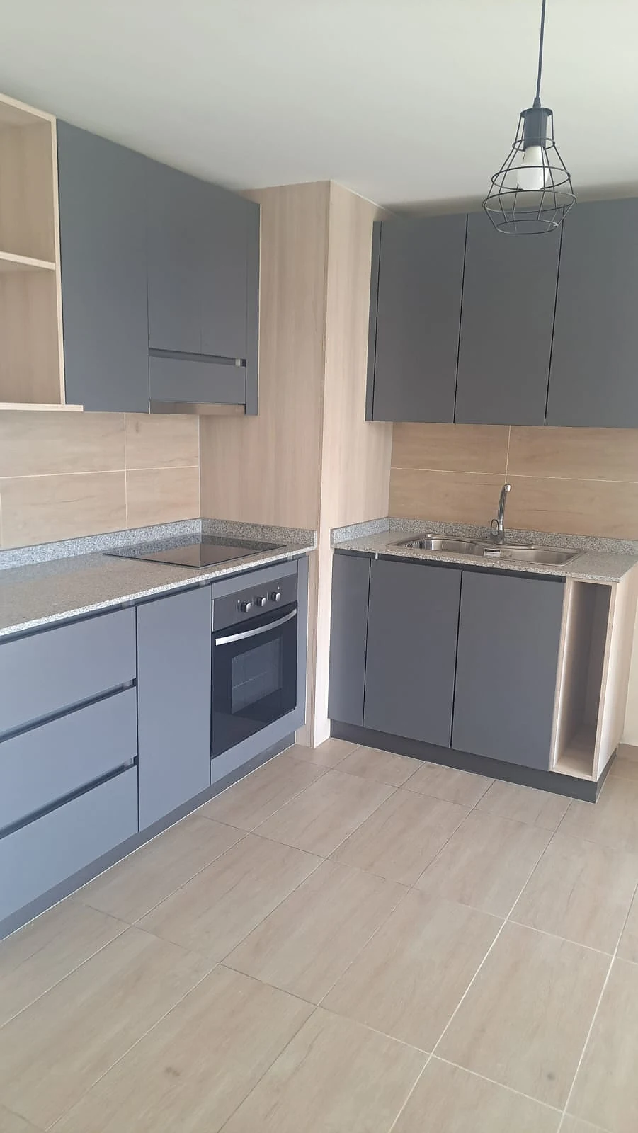 Departamento 3 Dormitorios 57 m² en Arriendo – Avda. Oriente, Los Ángeles