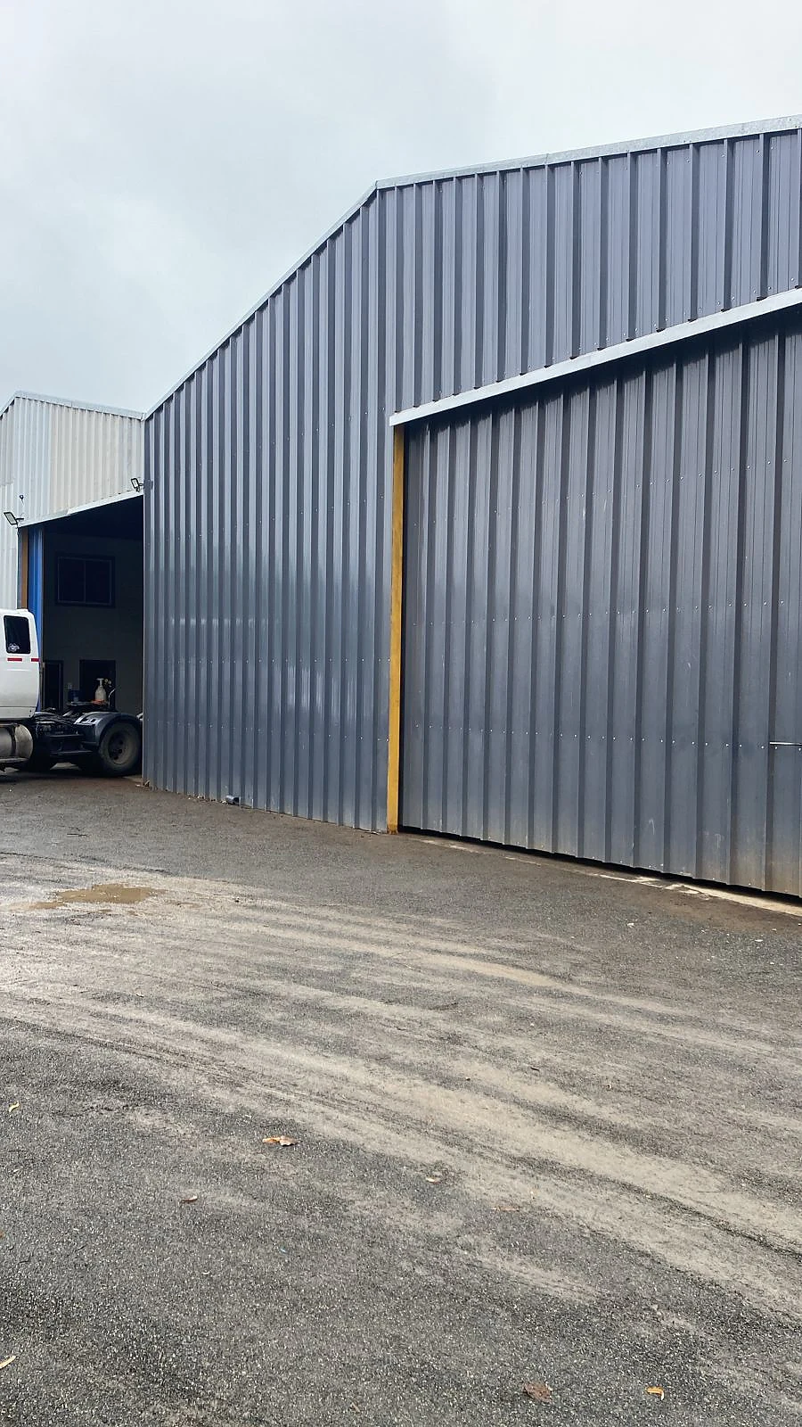 ARRIENDA ESPACIOSA BODEGA – 288 m²