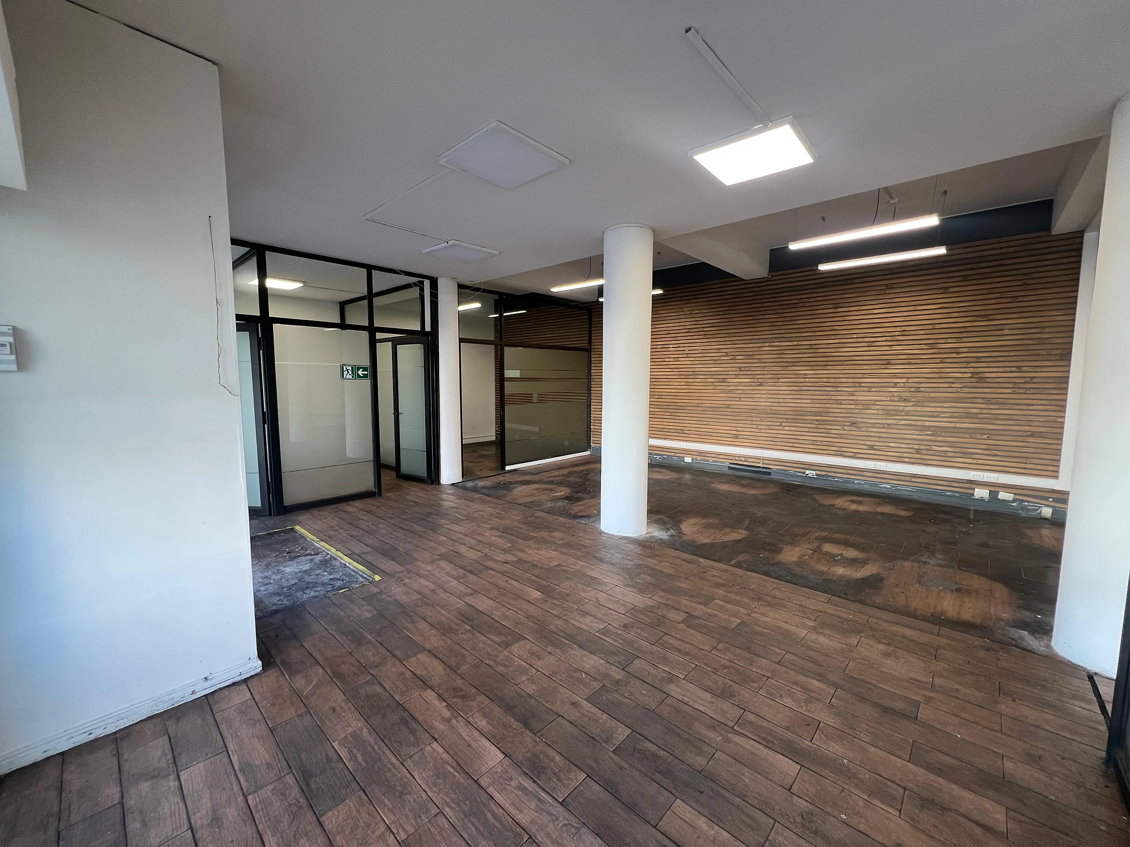 Se arrienda local comercial