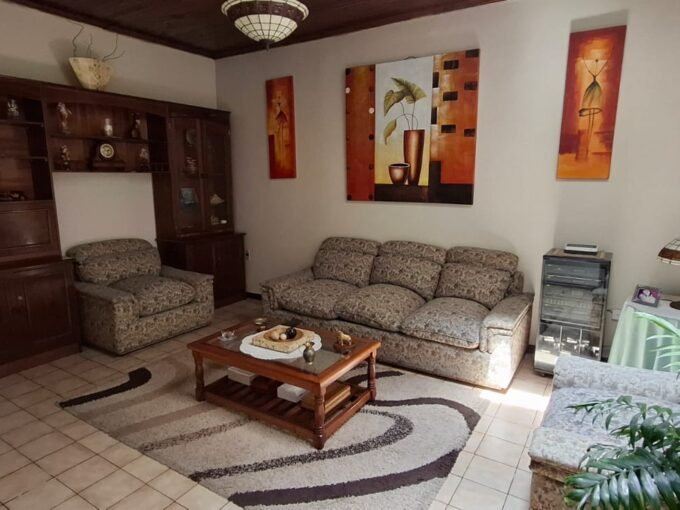 🏡 ¡Casa en Venta en Pleno Centro de Los Ángeles! 📍✨